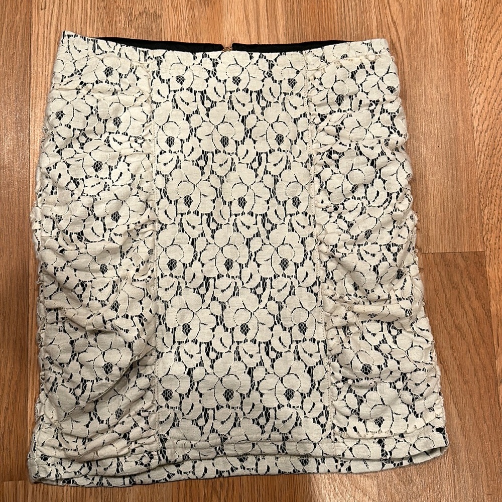 Ruched lace skirt
